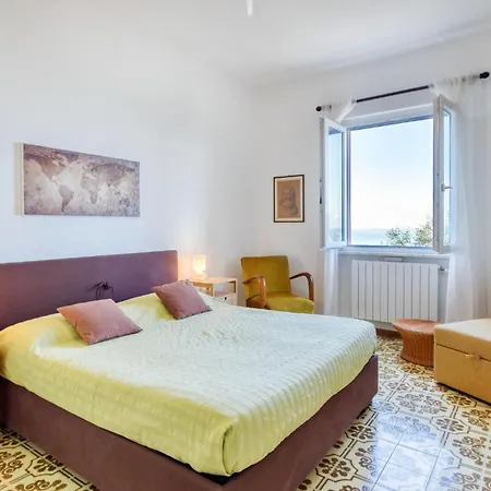 Holiday home Il Viburno Moneglia